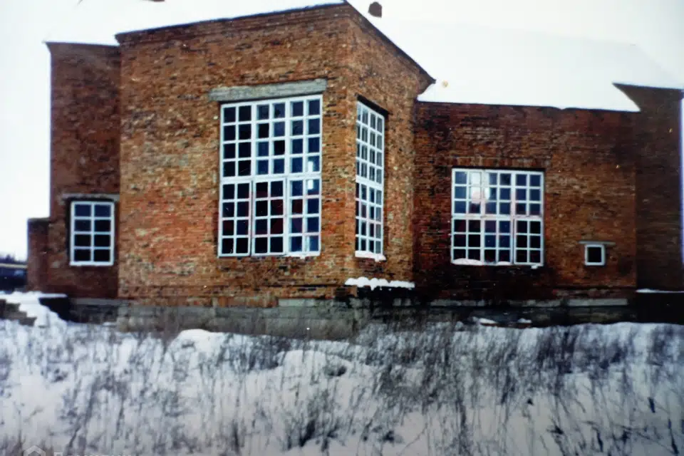 Продаётся 3-этажный дом, 800 м²