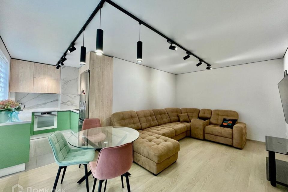 Продаётся 3-комнатная квартира, 65.5 м²