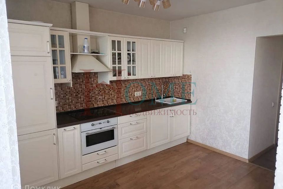 Сдаётся 1-комнатная квартира, 43 м²