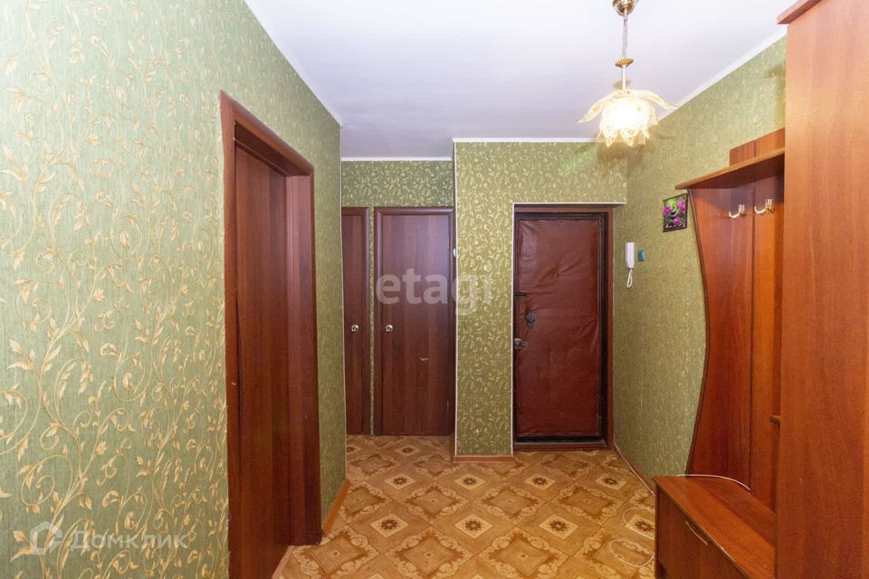 Продаётся 4-комнатная квартира, 61 м²