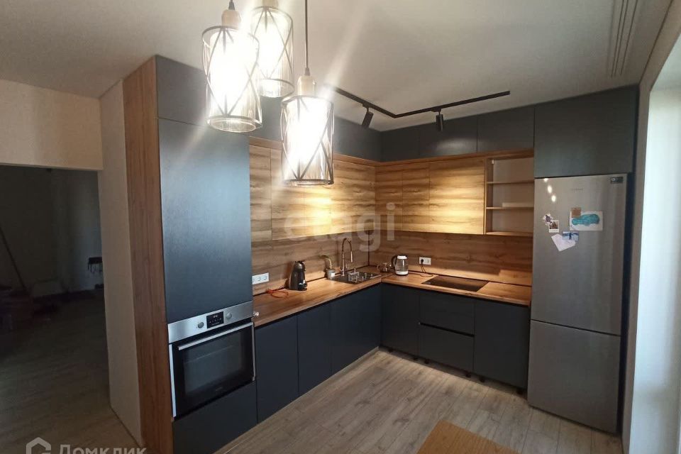 Продаётся 2-комнатная квартира, 64 м²