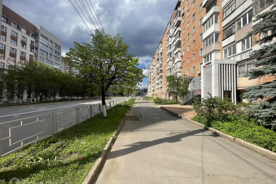 Продаётся 3-комнатная квартира, 55.5 м²