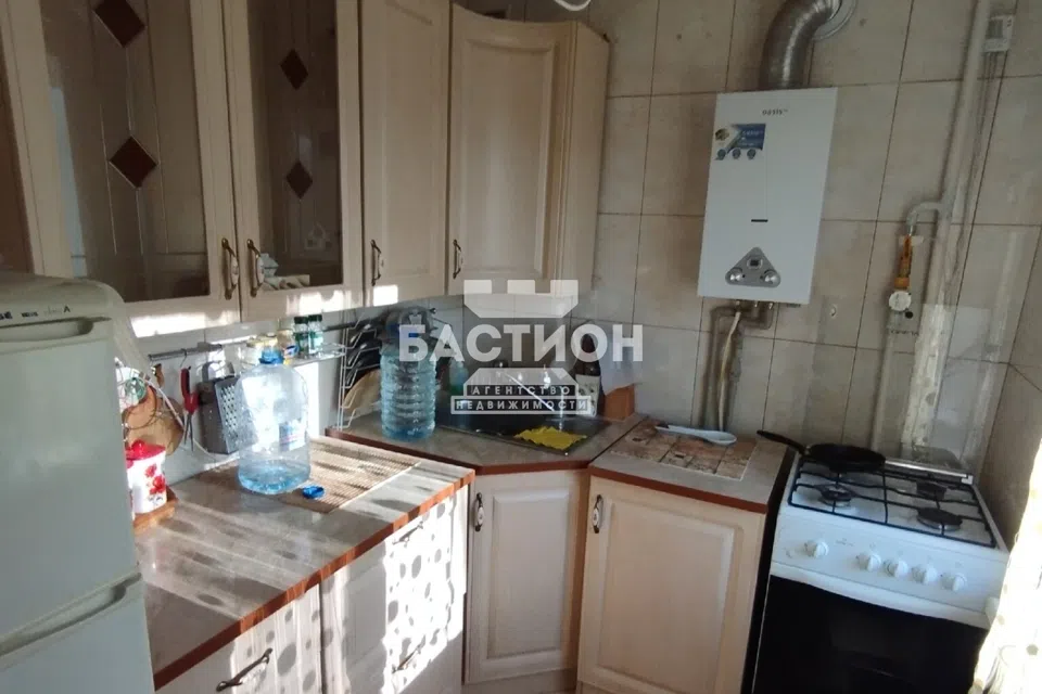 Продаётся 3-комнатная квартира, 56.7 м²