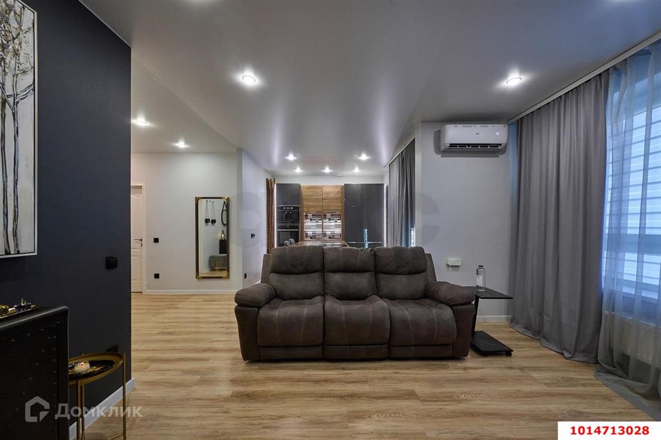 Продаётся 3-комнатная квартира, 76.75 м²