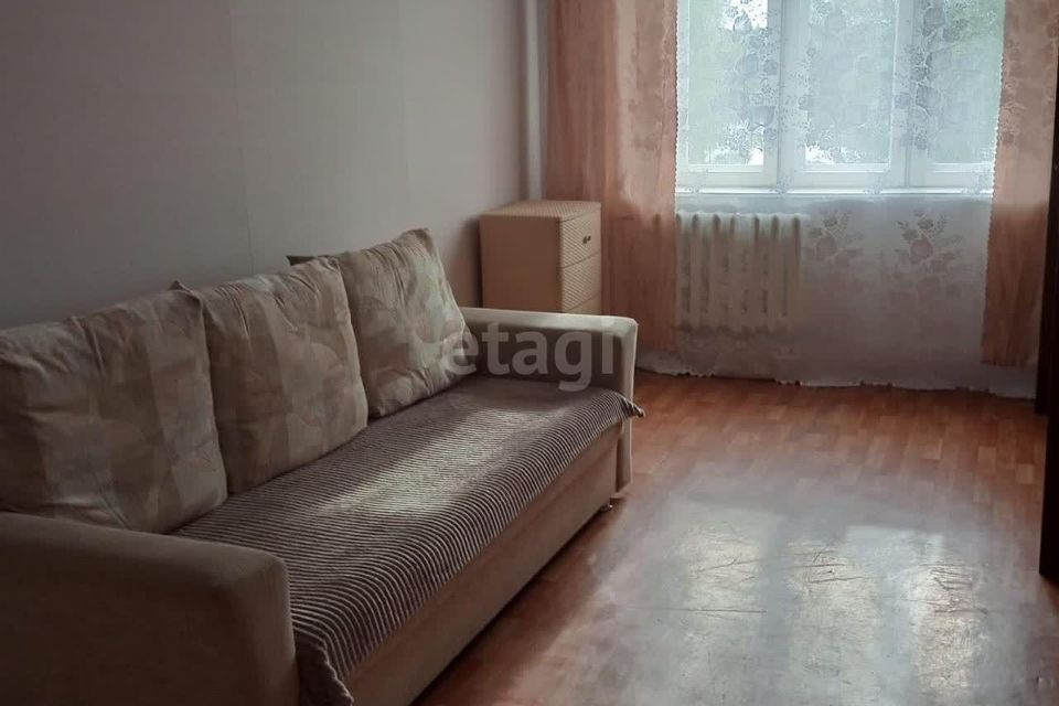 Продаётся 1-комнатная квартира, 37.6 м²