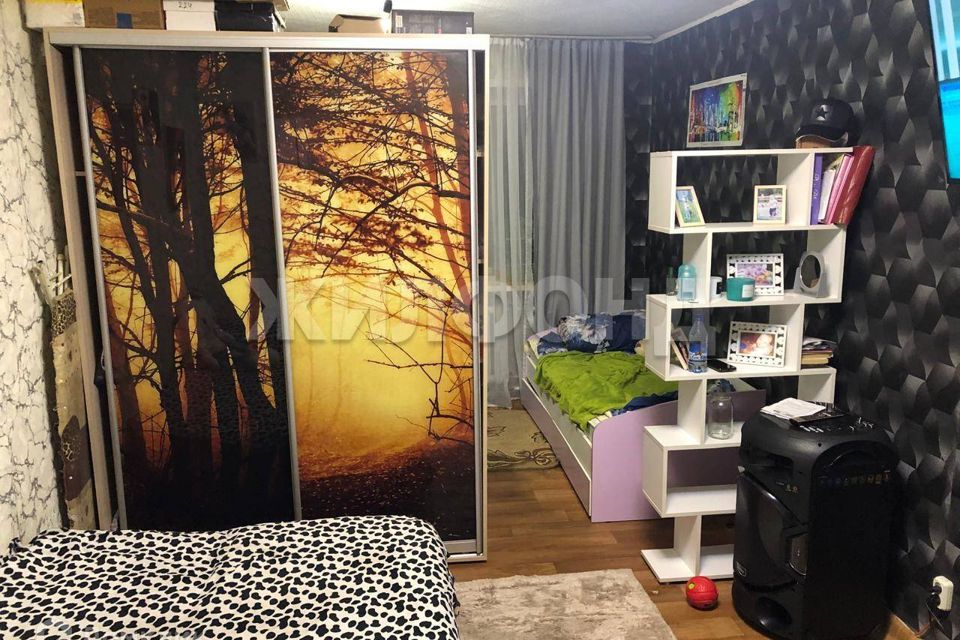 Продаётся комната в 1-комн. квартире, 18 м²
