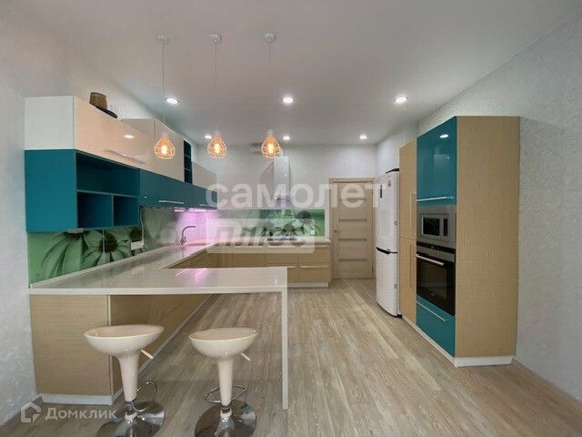 Продаётся 3-комнатная квартира, 72.2 м²