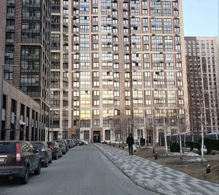Продаётся 1-комнатная квартира, 42.5 м²