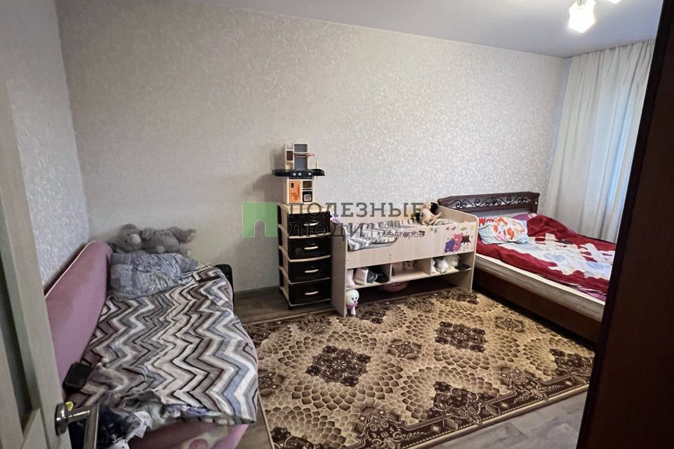 Продаётся 1-комнатная квартира, 38 м²