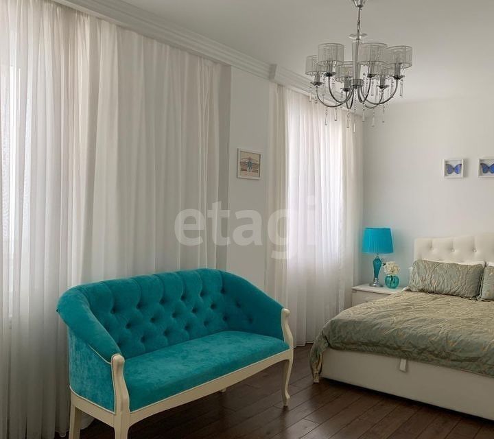 Продаётся 3-комнатная квартира, 115 м²