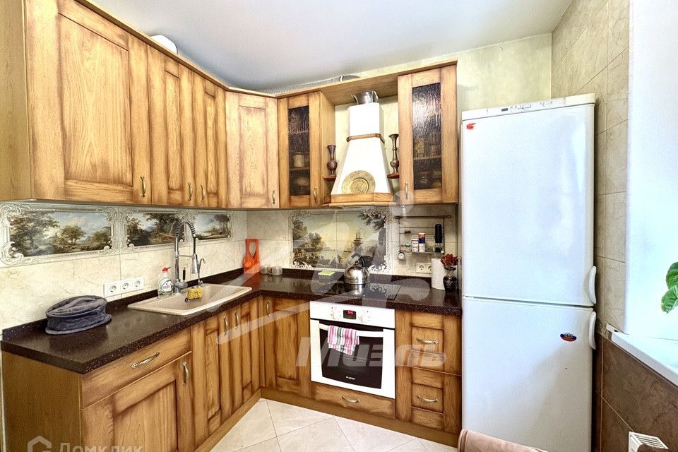Продаётся 2-комнатная квартира, 68.7 м²