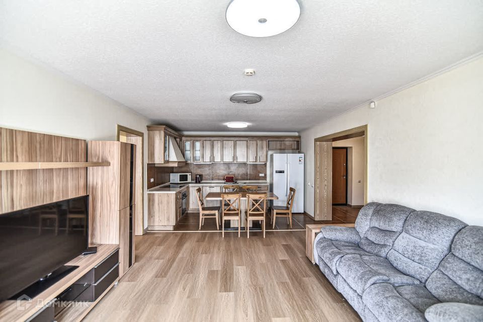 Сдаётся 3-комнатная квартира, 113.4 м²