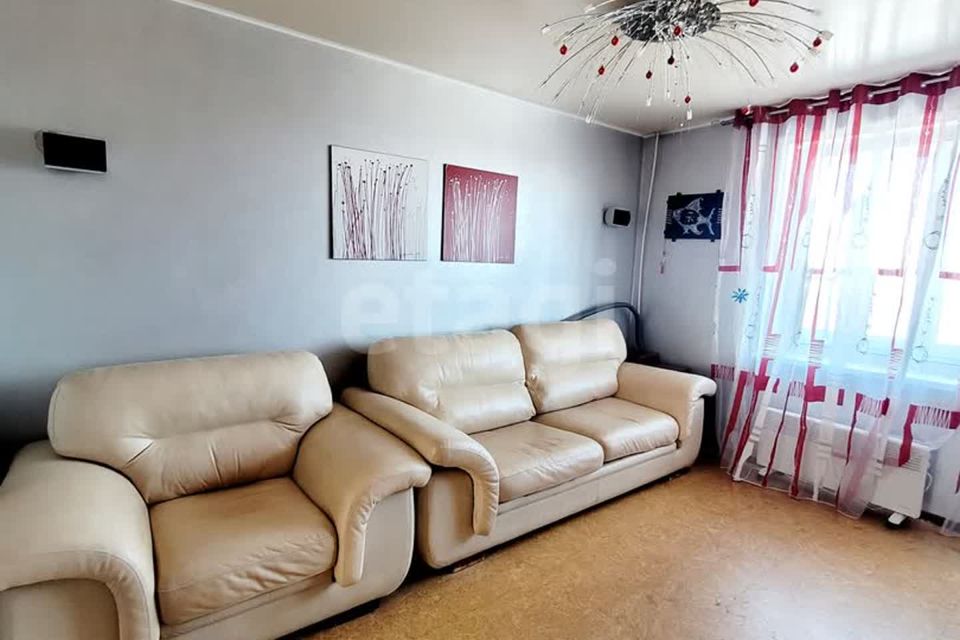 Продаётся 3-комнатная квартира, 69.8 м²