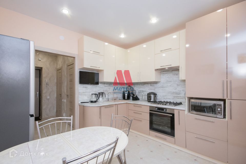 Продаётся 2-комнатная квартира, 57.9 м²