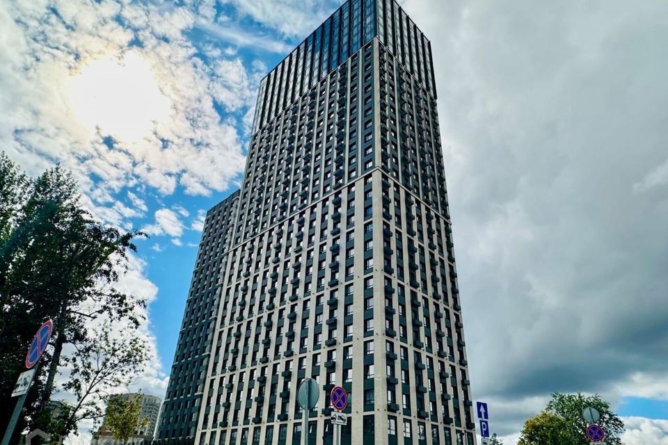 Продаётся 1-комнатная квартира, 51.7 м²