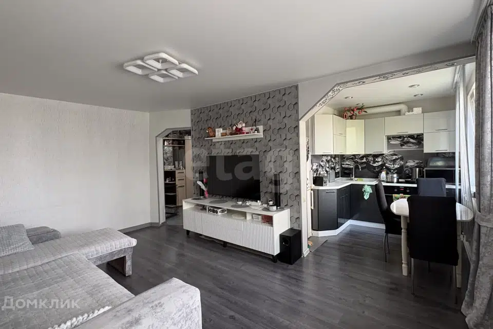 Продаётся 3-комнатная квартира, 59.2 м²