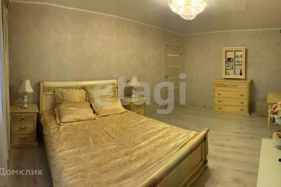 Продаётся 1-комнатная квартира, 43.8 м²