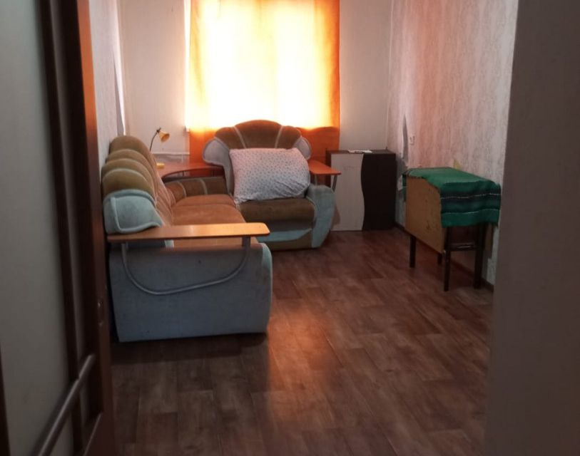 Продаётся 2-комнатная квартира, 43.8 м²