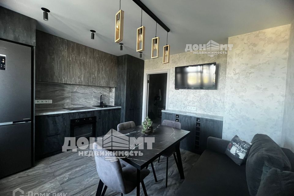 Продаётся 2-комнатная квартира, 65.6 м²