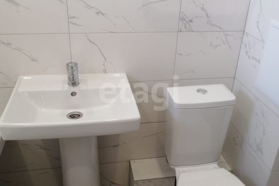 Продаётся 1-комнатная квартира, 40 м²