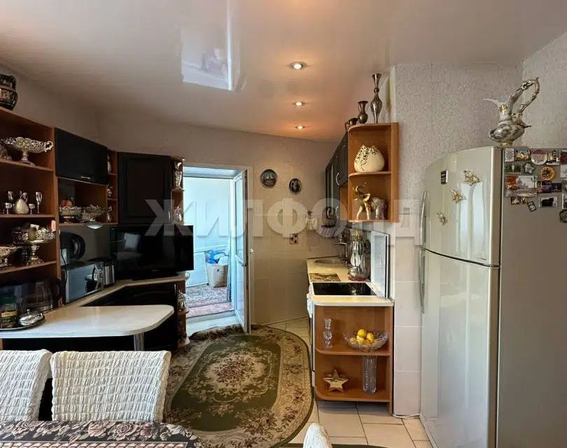 Продаётся 2-комнатная квартира, 75 м²