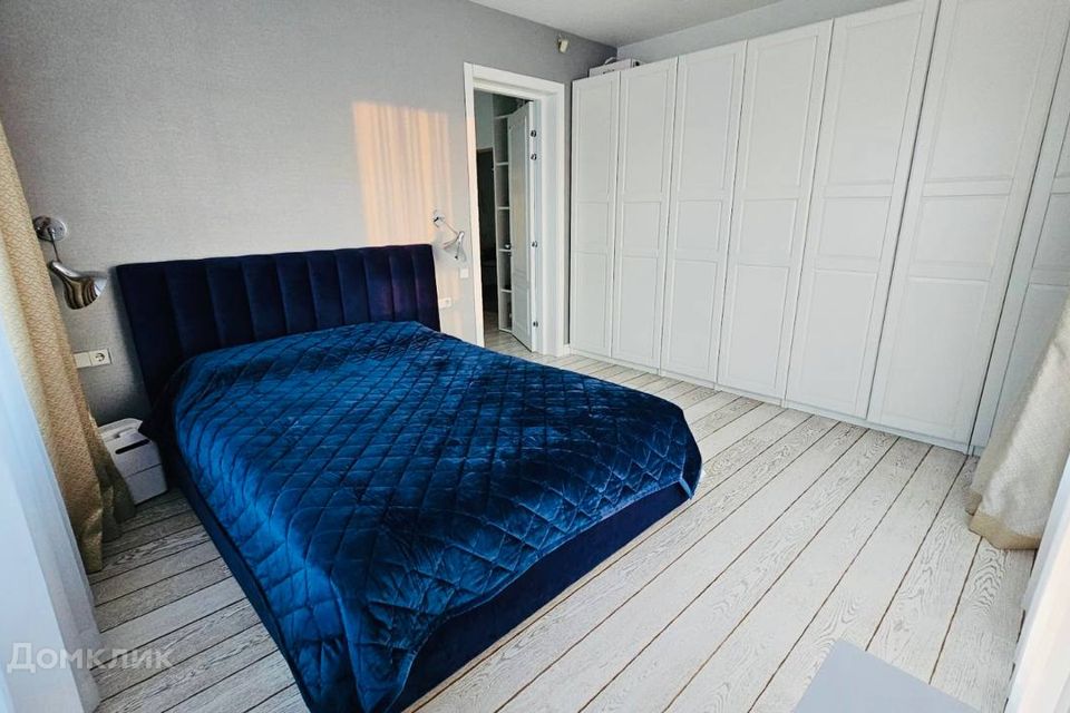 Сдаётся 1-комнатная квартира, 63 м²