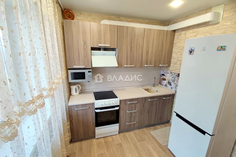Продаётся 1-комнатная квартира, 40.2 м²