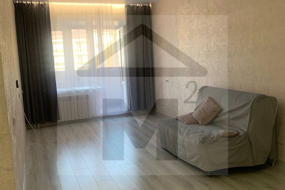 Продаётся 1-комнатная квартира, 41 м²