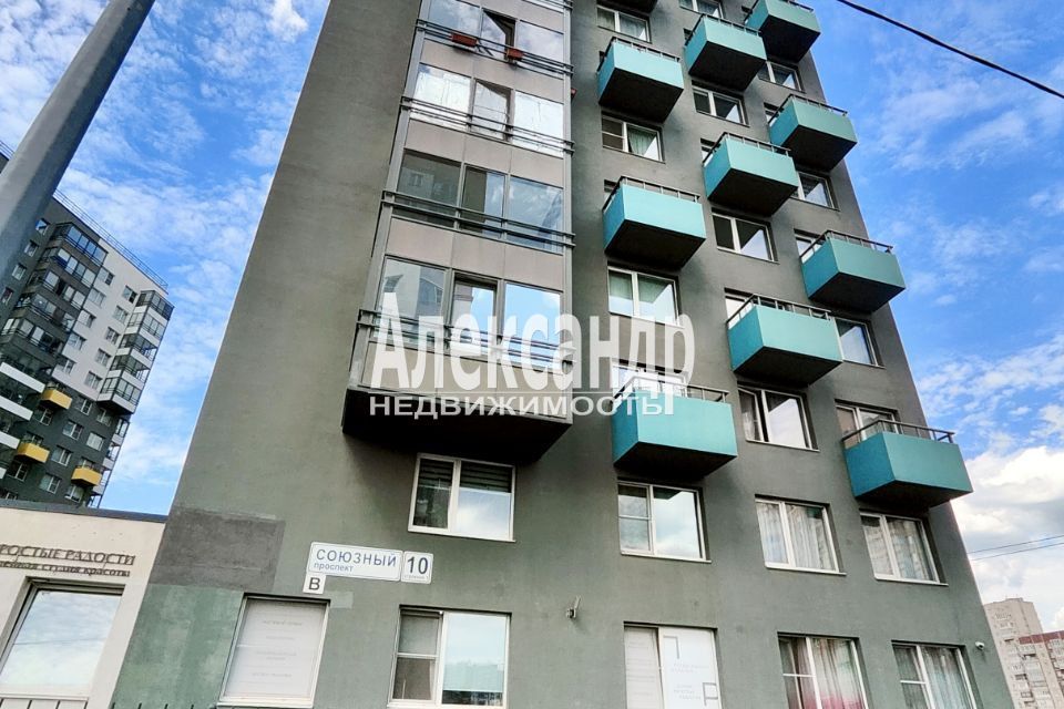 Продаётся 2-комнатная квартира, 60.9 м²