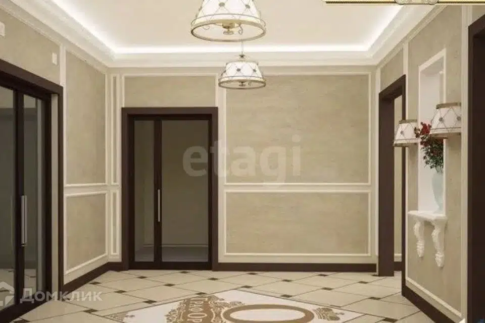 Продаётся 4-комнатная квартира, 154.3 м²