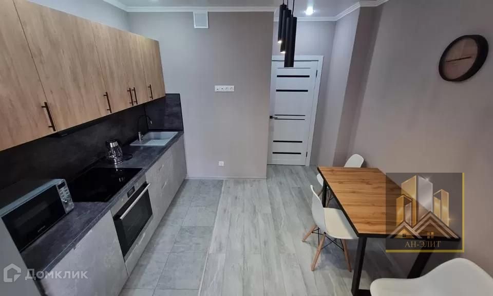 Сдаётся 1-комнатная квартира, 45 м²