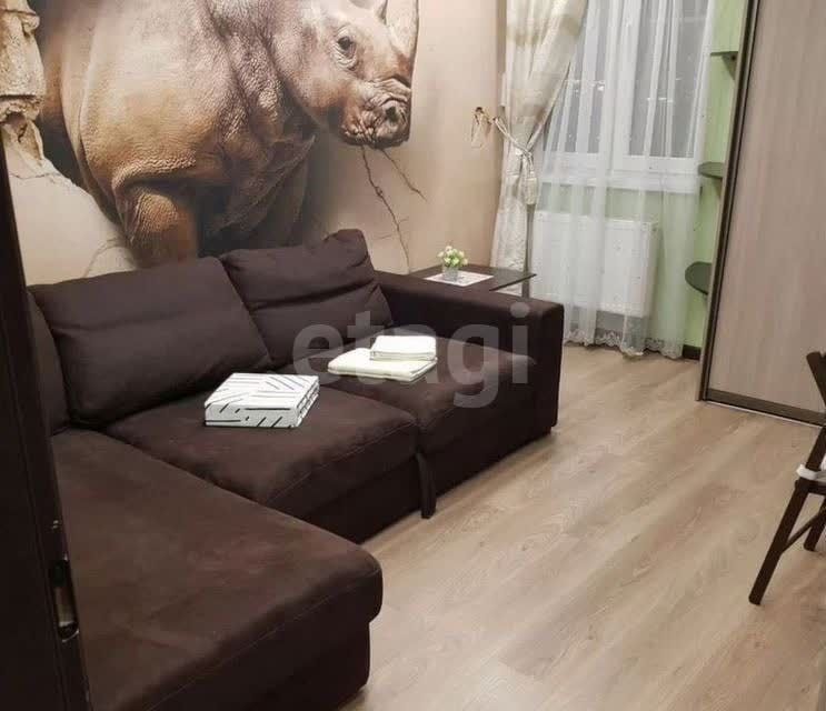 Продаётся 1-комнатная квартира, 56 м²