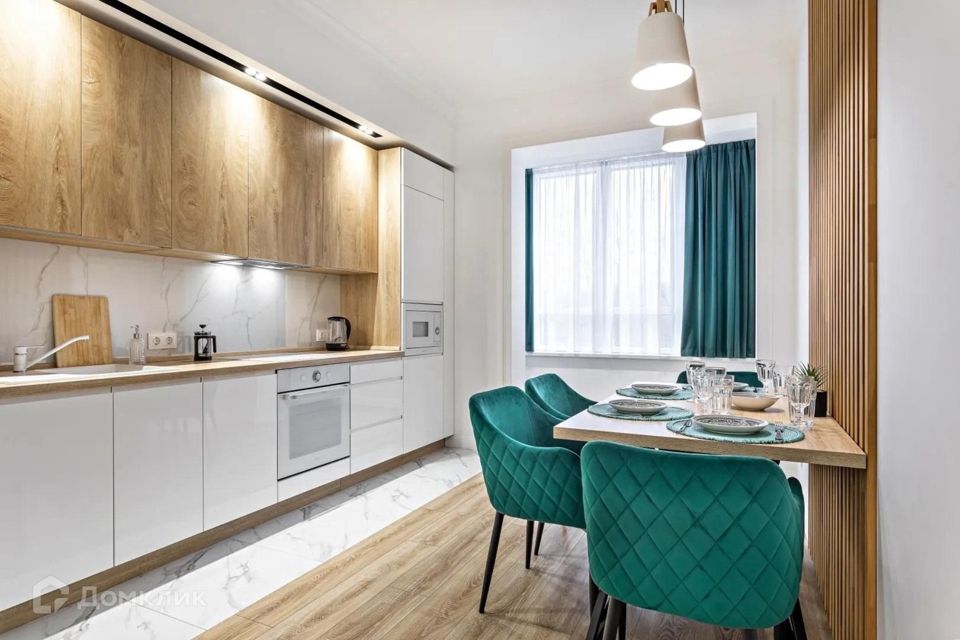 Продаётся 1-комнатная квартира, 42.8 м²