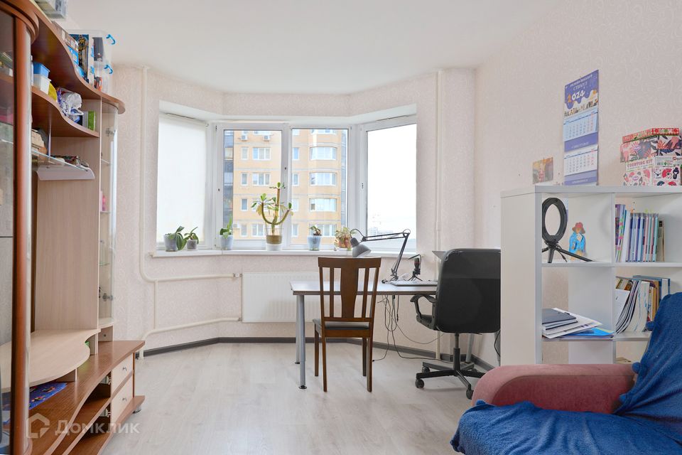 Продаётся 3-комнатная квартира, 75.5 м²