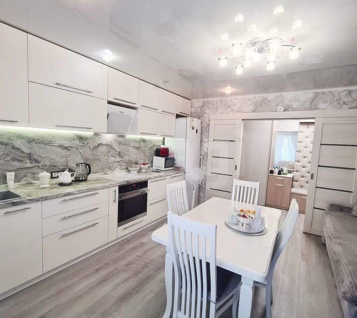 Продаётся 2-комнатная квартира, 64.2 м²