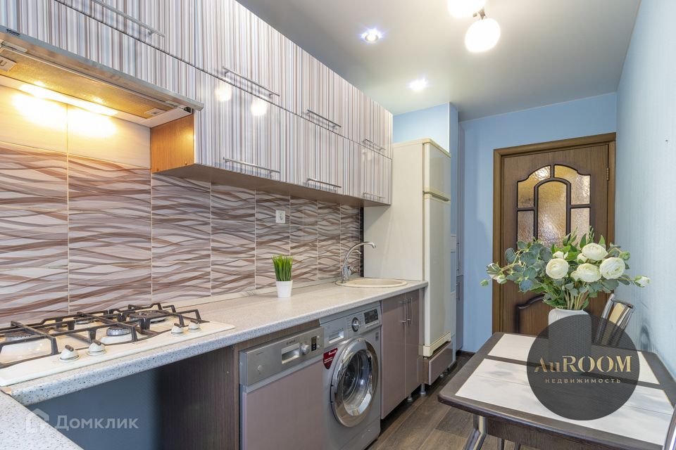 Продаётся 3-комнатная квартира, 58.5 м²