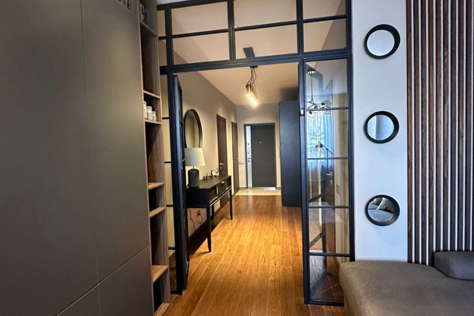 Продаётся 3-комнатная квартира, 92 м²