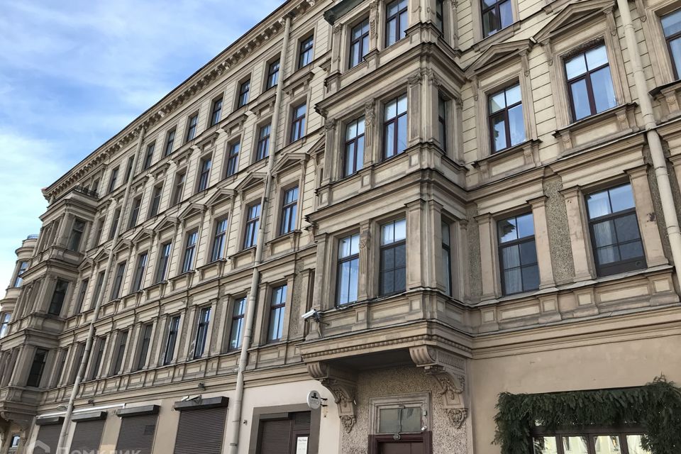Продаётся 2 комнаты в 6-комн. квартире, 26.5 м²