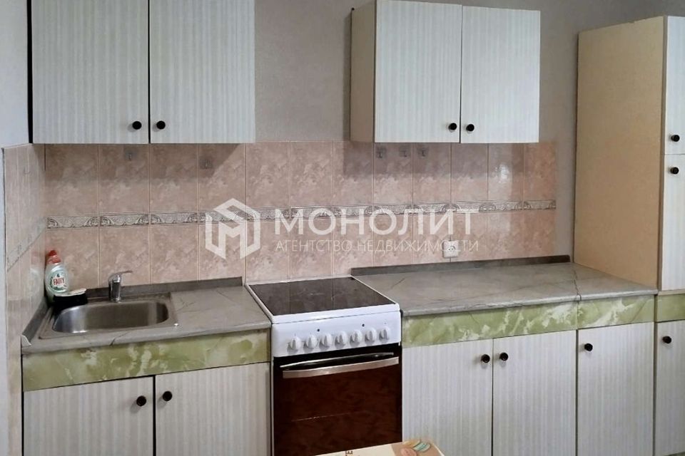 Сдаётся 1-комнатная квартира, 39 м²