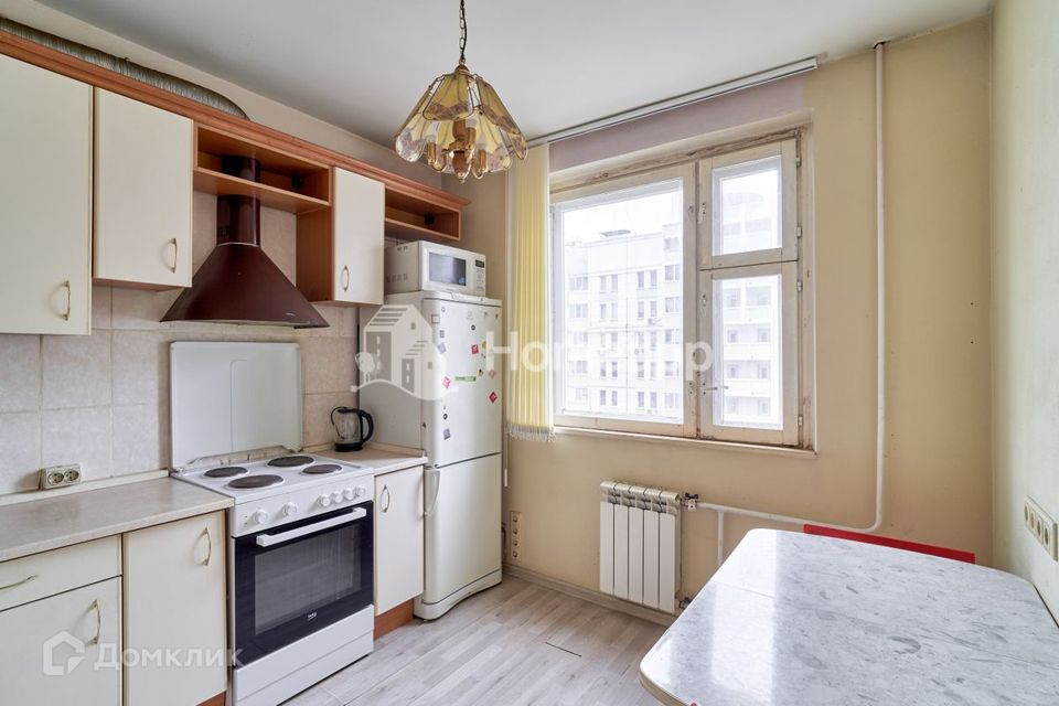 Продаётся 1-комнатная квартира, 38.6 м²