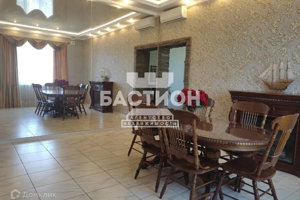Продаётся 2-этажный дом, 252 м²