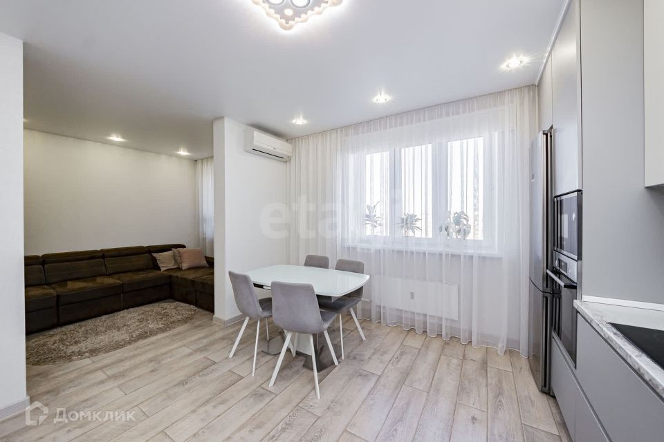 Продаётся 2-комнатная квартира, 85 м²