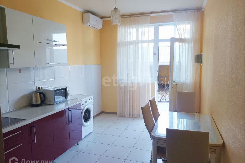Продаётся 3-комнатная квартира, 91.4 м²
