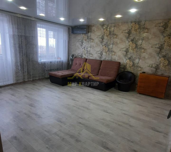 Продаётся 3-комнатная квартира, 72.4 м²