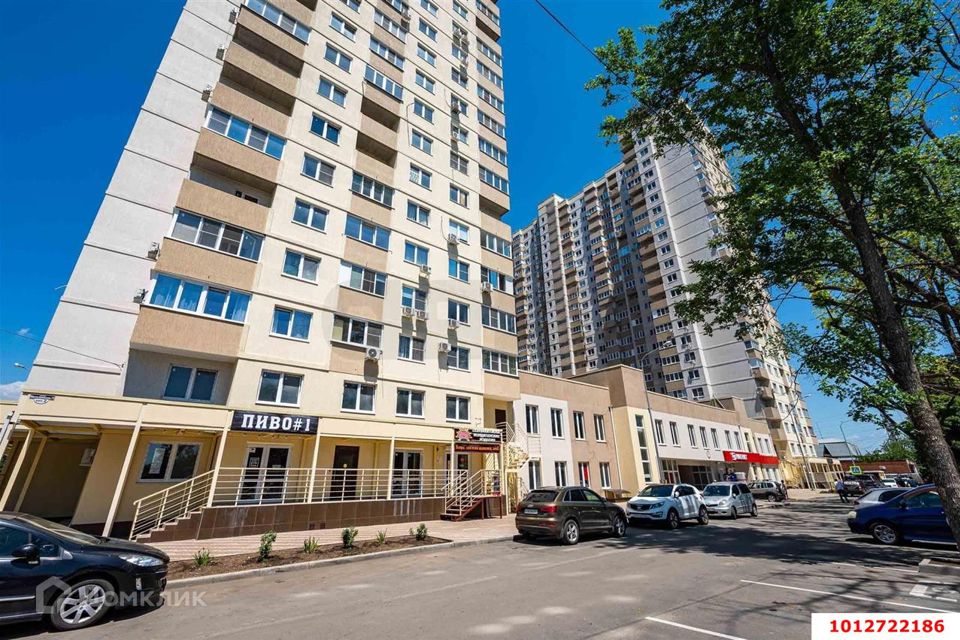 Продаётся 2-комнатная квартира, 65.9 м²