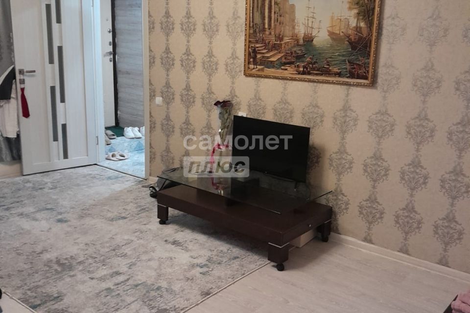 Продаётся 3-комнатная квартира, 71 м²
