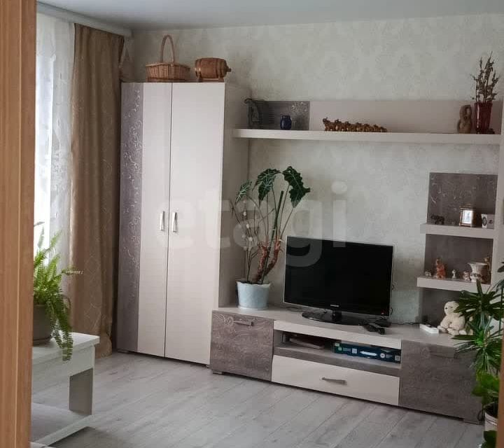 Продаётся 4-комнатная квартира, 73.1 м²