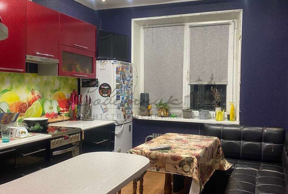 Продаётся 3-комнатная квартира, 63.9 м²