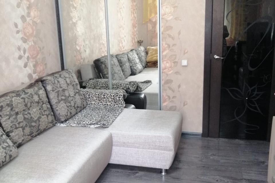 Продаётся 1-комнатная квартира, 42.4 м²