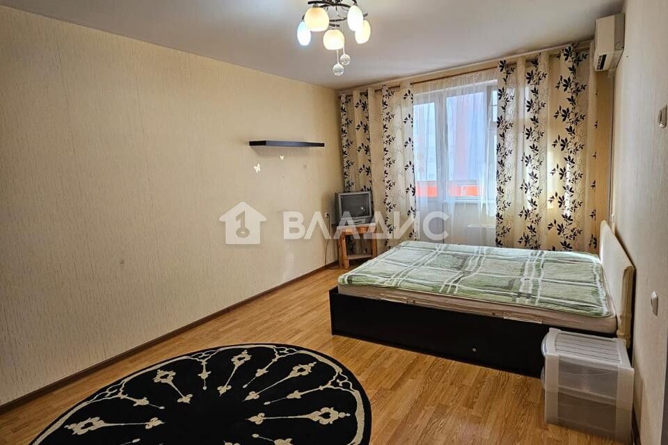 Продаётся 1-комнатная квартира, 37.7 м²